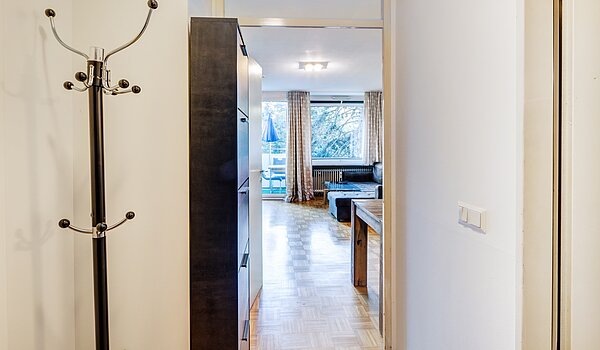 Apartamento de 1 habitación | München-Bogenhausen | 70264 | vom Eingang kommend