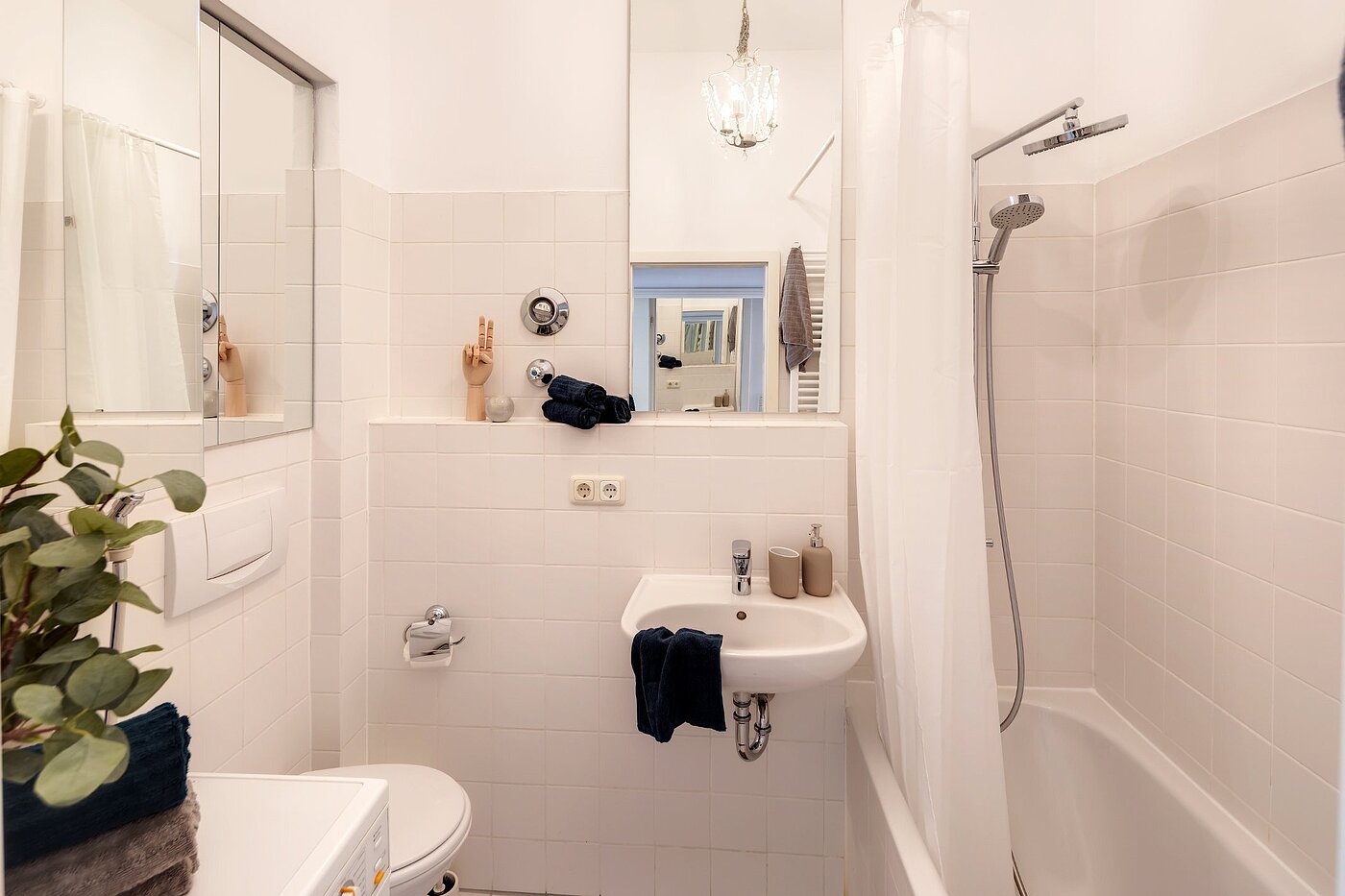 Apartamento de 2 habitaciones | München-Altstadt | 2103ML4 | Bad mit Badewanne...