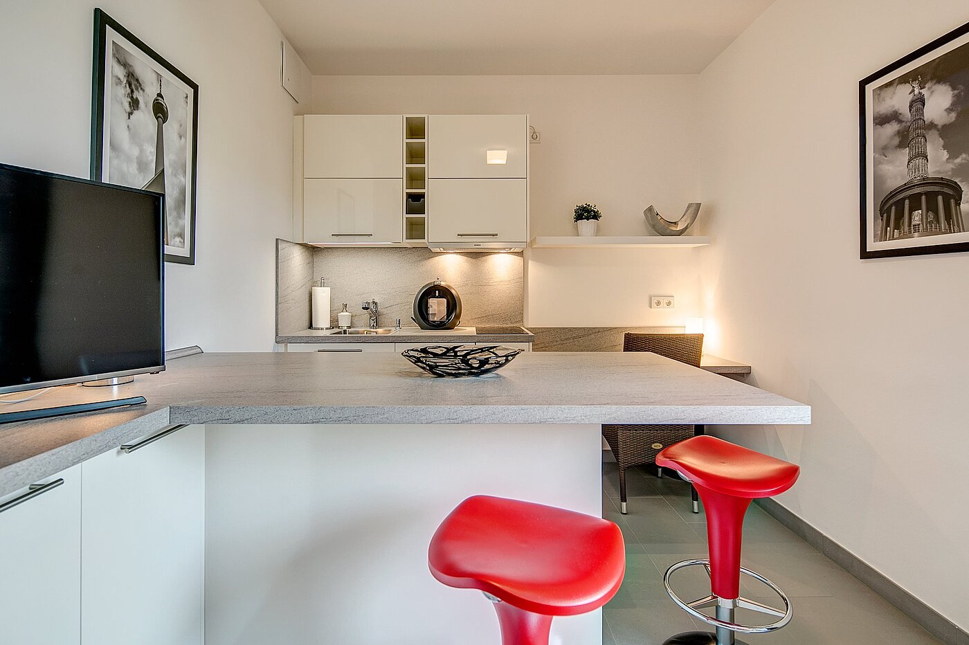 Apartamento de 1 habitación | München-Ramersdorf | 1909ML1 | ...Bereich mit Ess-Theke...
