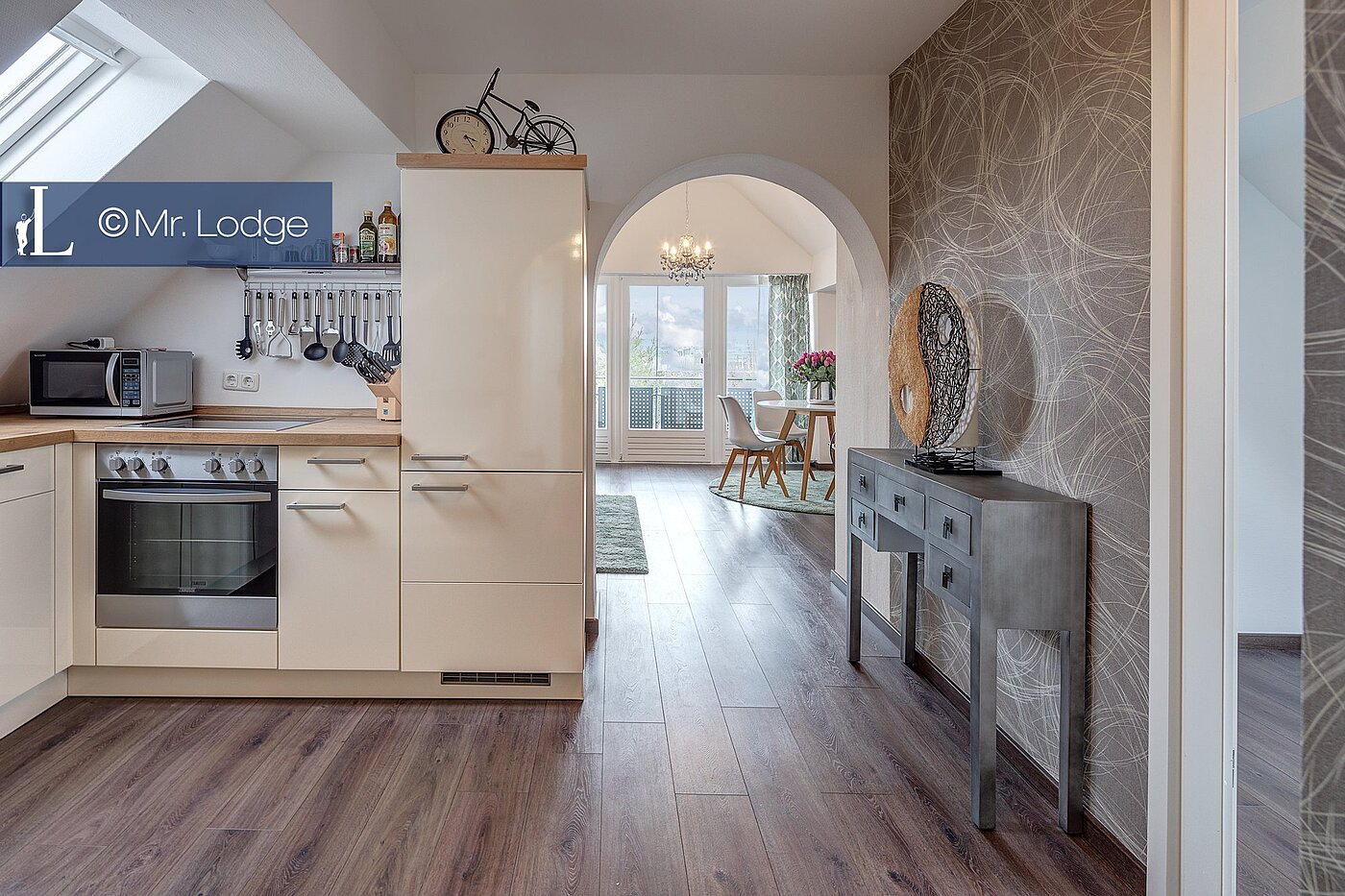 Piso ático de 3 habitaciones | München-Hasenbergl | 1803D9
