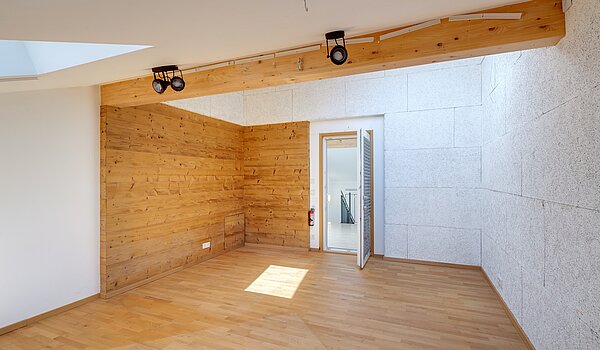 Propiedad especial de 8 habitaciones | 70406 | Musikzimmer Dachgeschoss