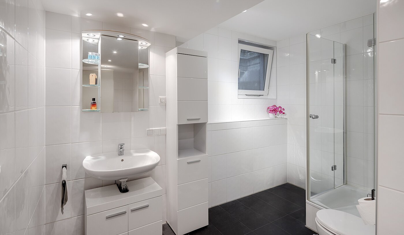 Casa adosada  de 5 habitaciones | Unterföhring | 70119 | Zweites Duschbad im UG...