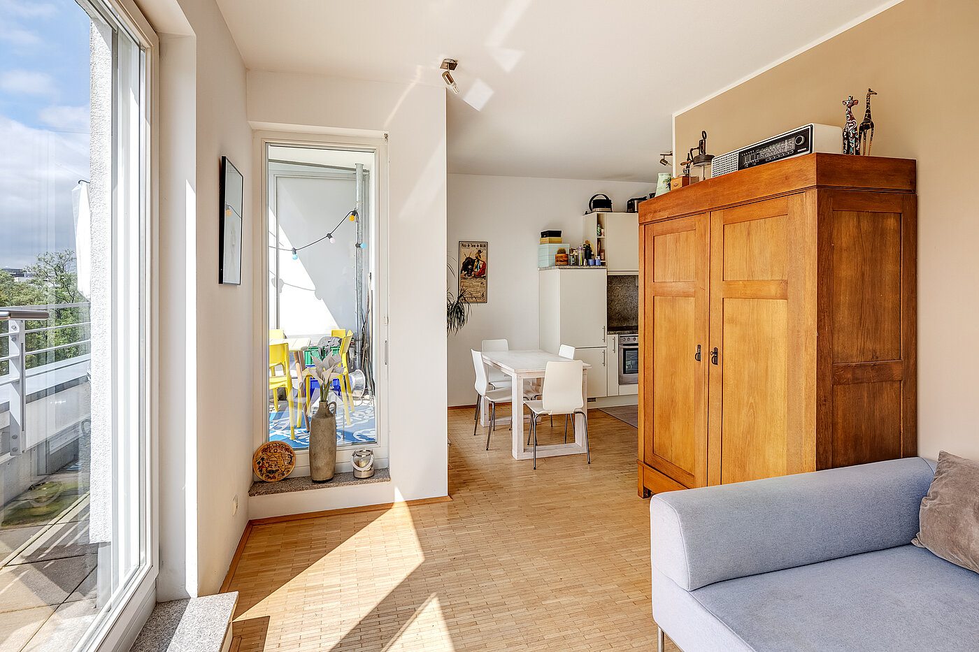 Apartamento de 2 habitaciones | München-Schwabing | 70153 | ...mit Platz zum Essen