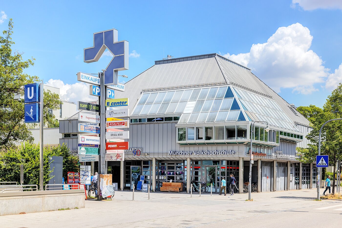 Apartamento de 2 habitaciones | München-Hadern | 704101 | Einkaufszentrum Hardener Stern
