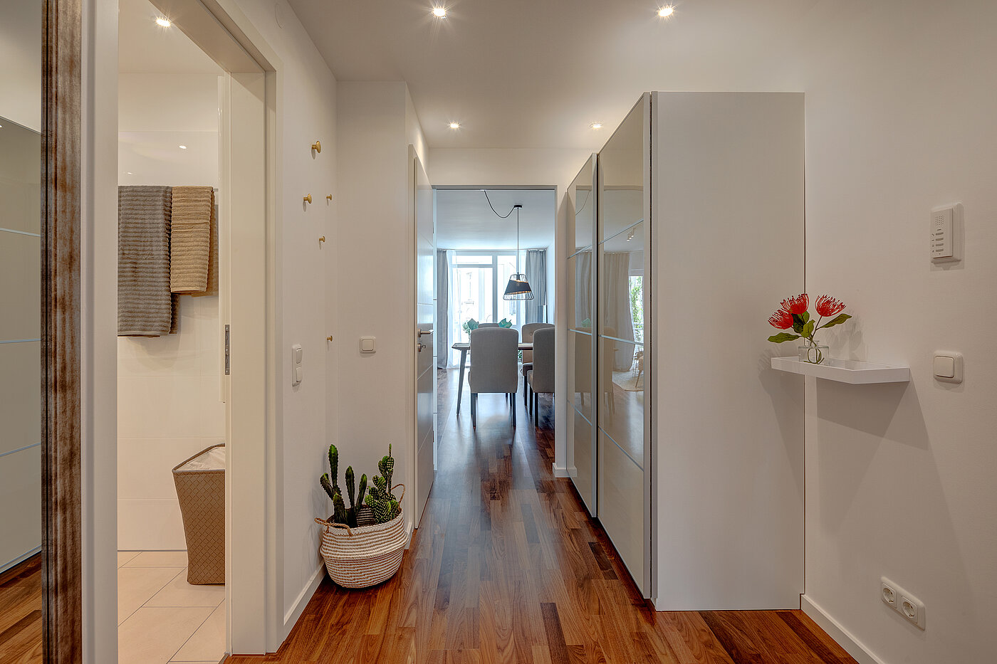Apartamento de 2 habitaciones | München-Schwabing | 70434 | Flur mit "verstecktem"...