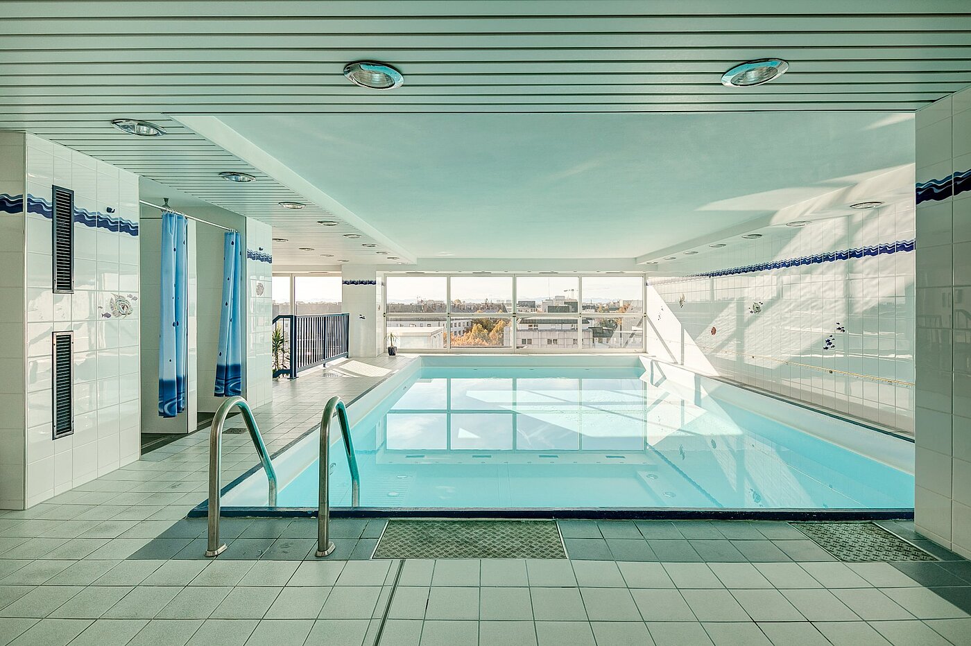 Piso en planta baja de 2 habitaciones | München-Sendling-Westpark | 2003ML11 | Schwimmbad...