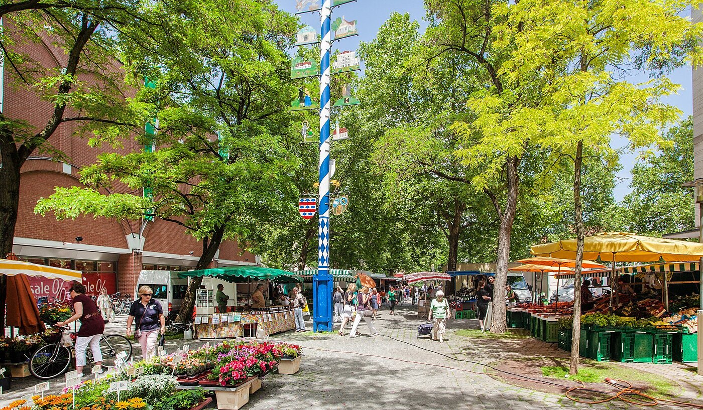 Apartamento de 2 habitaciones | München-Neuhausen | 2003ML5 | Wochenmarkt am Rotkreuzplatz