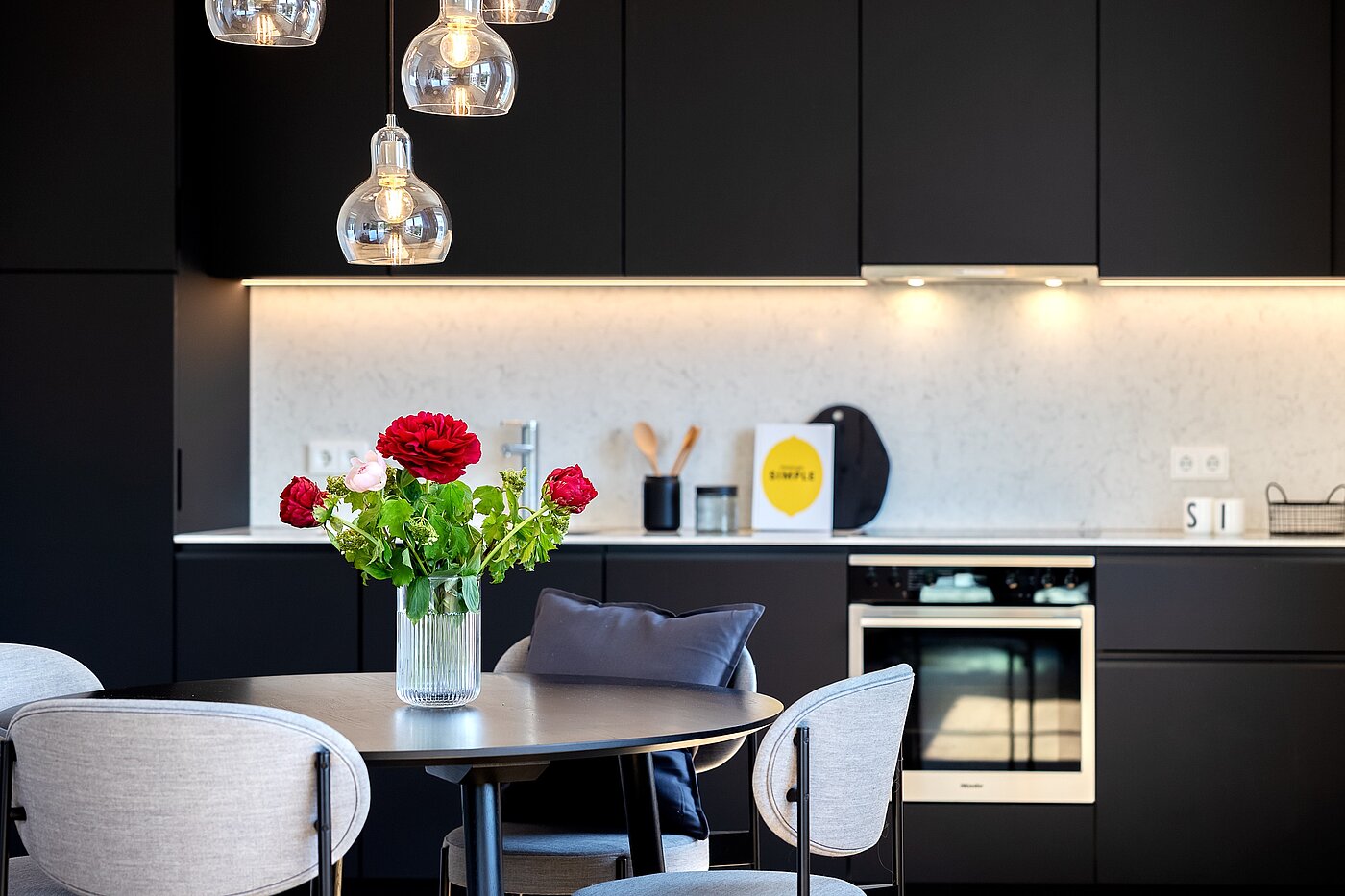 Apartamento de 2 habitaciones | 70134 | Hochwertige Einbauküche