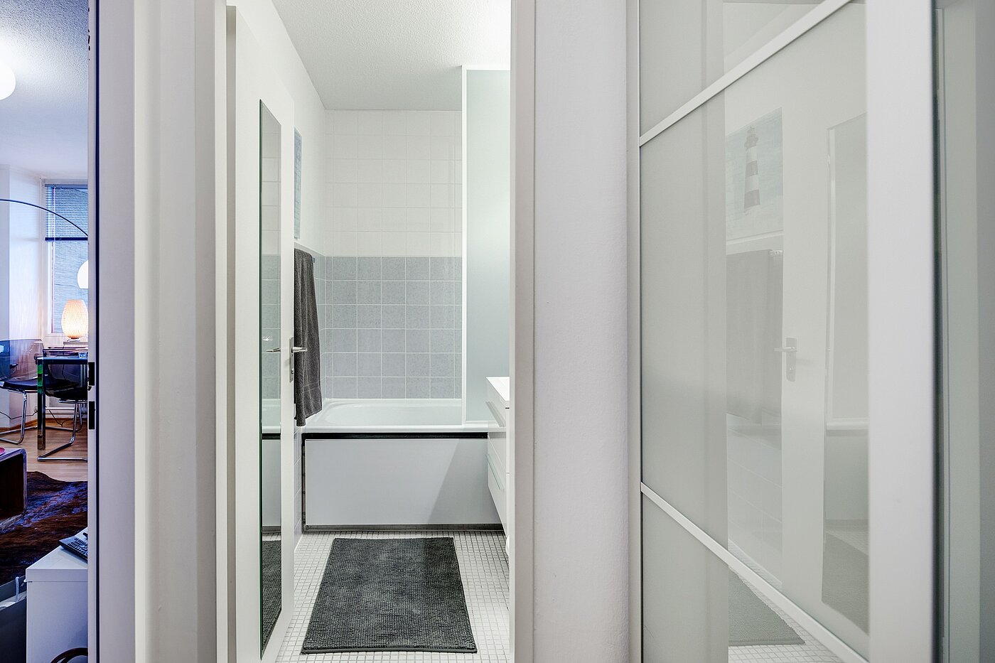 Apartamento de 1 habitación | München-Laim | 70175 | Flur Richtung Wohnzimmer und Bad