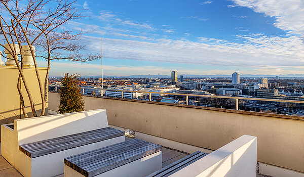 Apartment de 1.5 habitaciones | München-Neuhausen | 70179 | Roofgarden bei Tag...