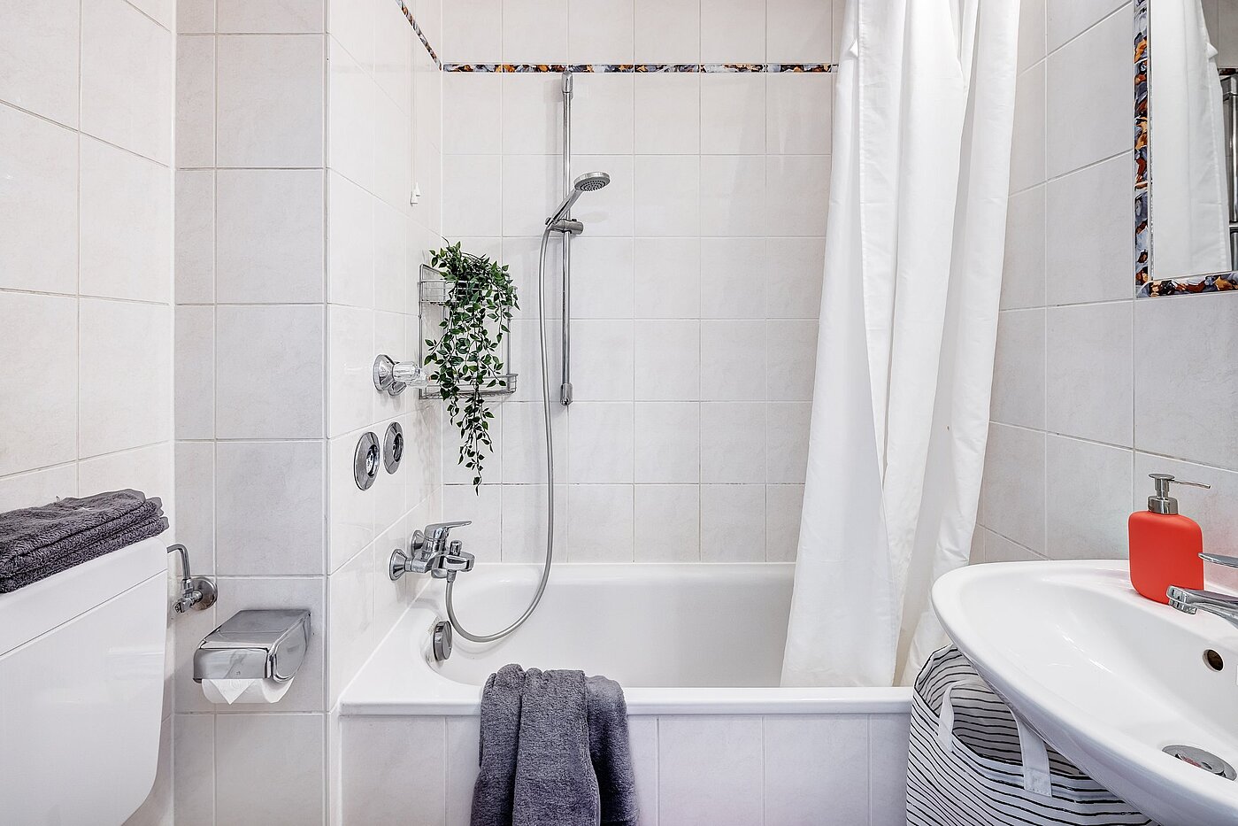 Apartamento de 1 habitación | München-Isarvorstadt | 2108ML10 | Gepflegtes Wannenbad...