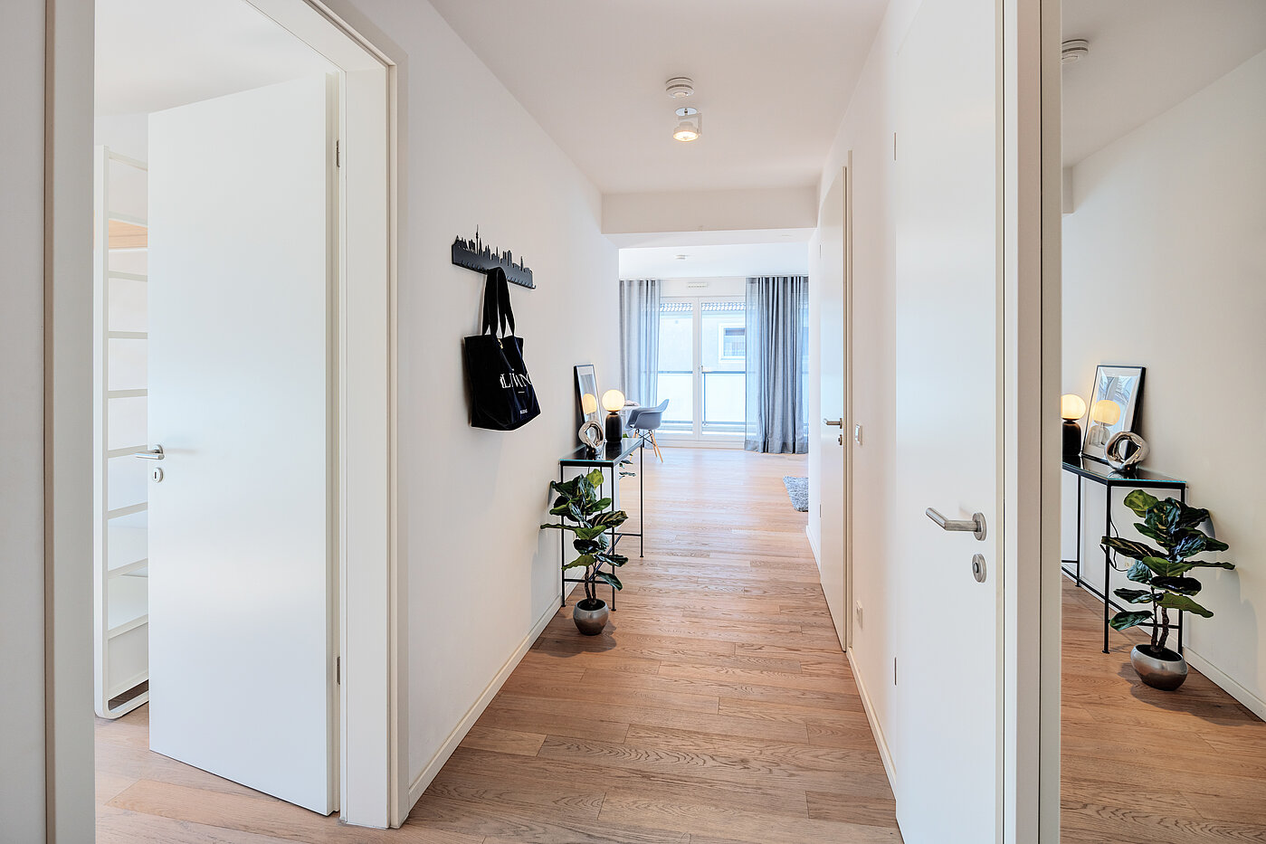 Penthouse de 2 habitaciones | München-Bogenhausen | 70385 | Heller Flur mit...