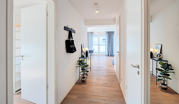 Penthouse de 2 habitaciones | München-Bogenhausen | 70385 | Heller Flur mit...