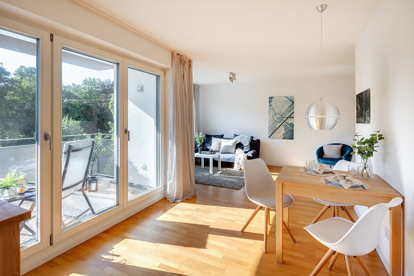 Apartamento de 2 habitaciones | München-Schwabing | 70278 | Wohn- Essbereich