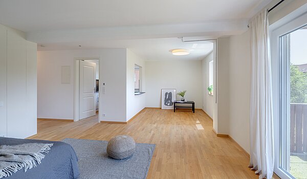 Propiedad especial de 9 habitaciones | 70406 | Zimmer 1 Obergeschoss