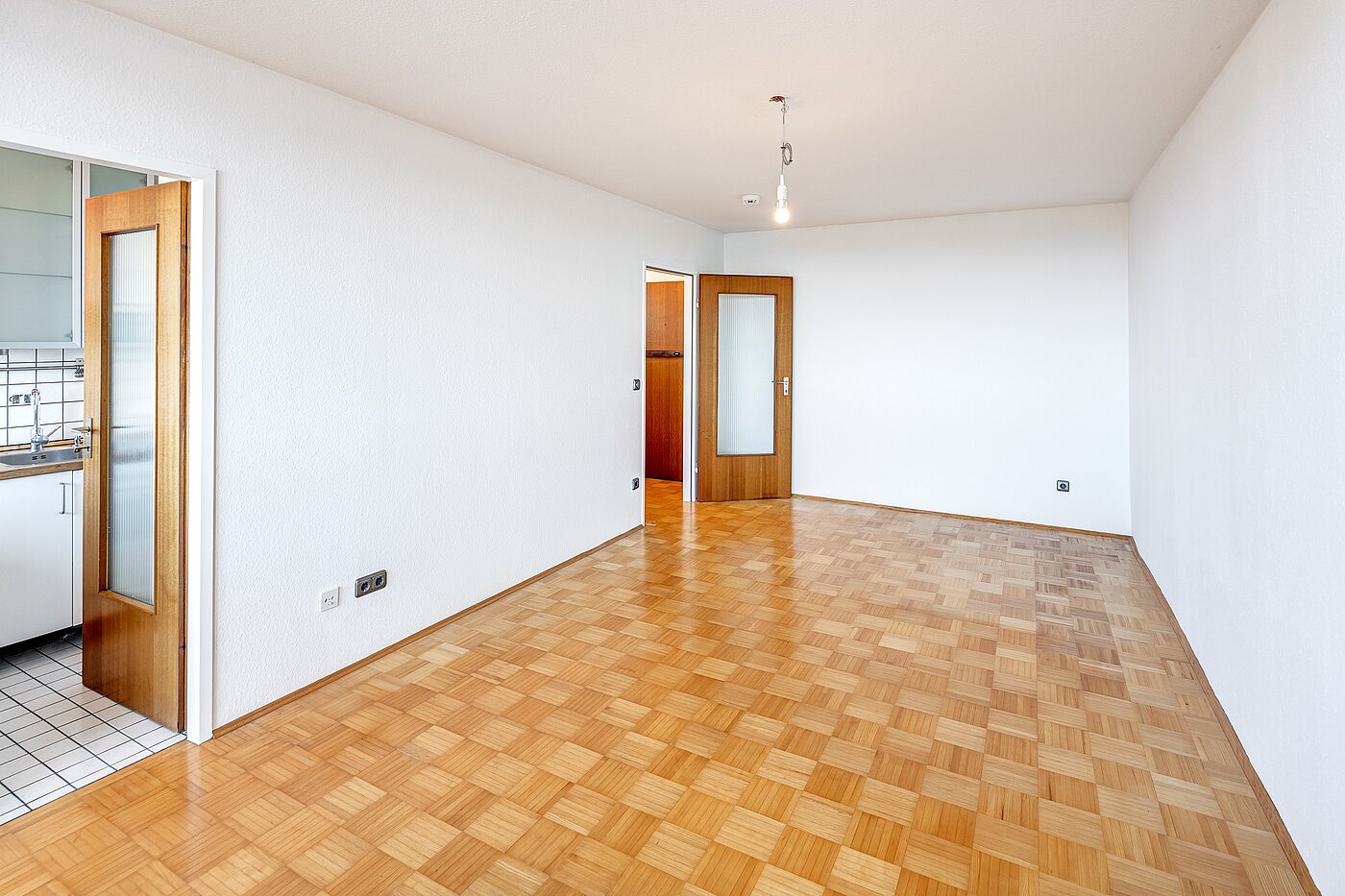 Apartamento de 1 habitación | München-Laim | 70144 | ...mit Platz zum schlafen und zum essen...