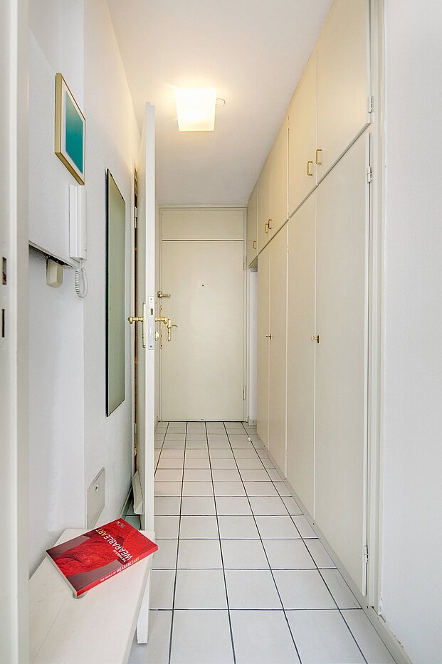 Apartamento de 1 habitación | München-Maxvorstadt | 2105ML7 | Diele mit Stauraum