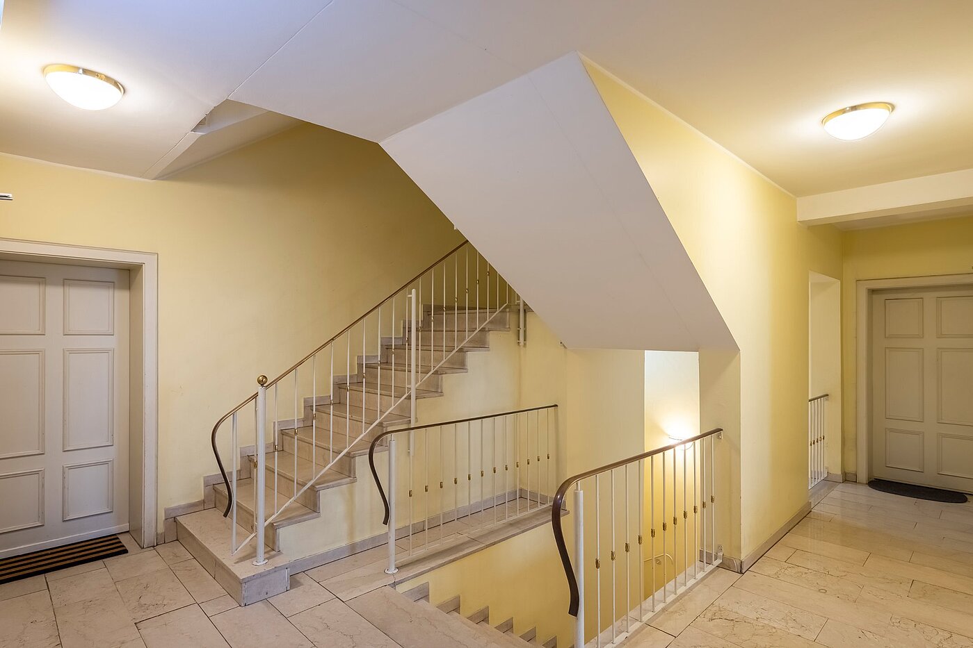 Apartamento de 1 habitación | München-Ludwigsvorstadt | 2108ML5 | Treppenhaus