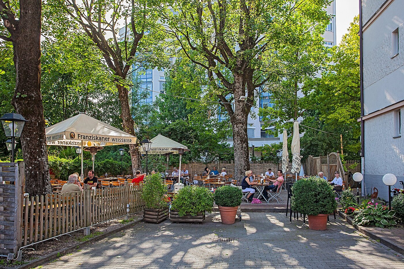 Apartamento de 2 habitaciones | München-Sendling-Westpark | 2102ML6 | Sommerimpression