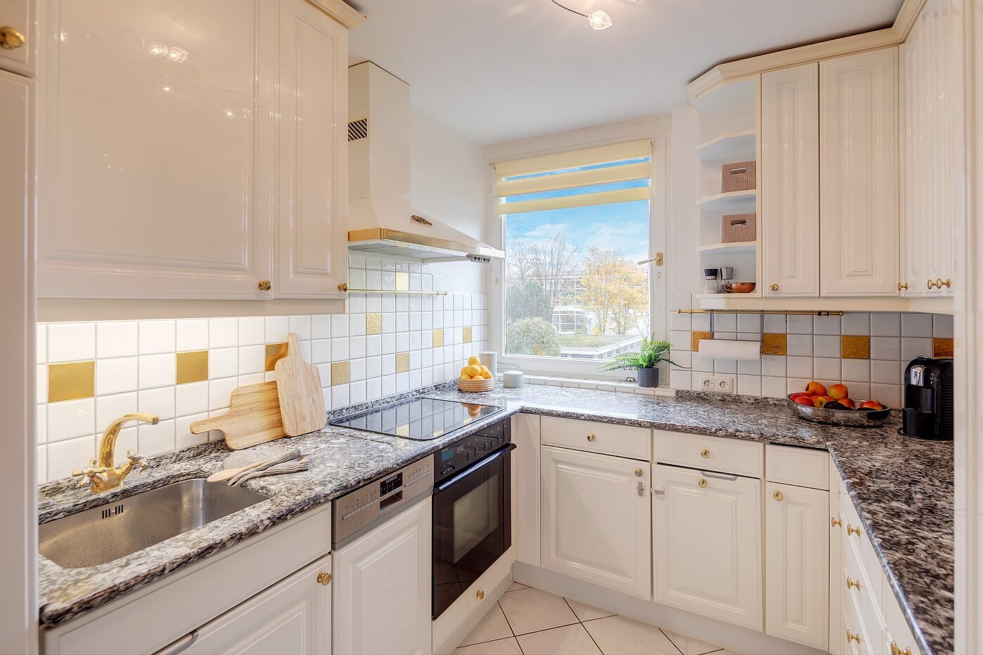 Apartamento de 3 habitaciones | München-Perlach | 2010ML5 | Küche mit Fenster