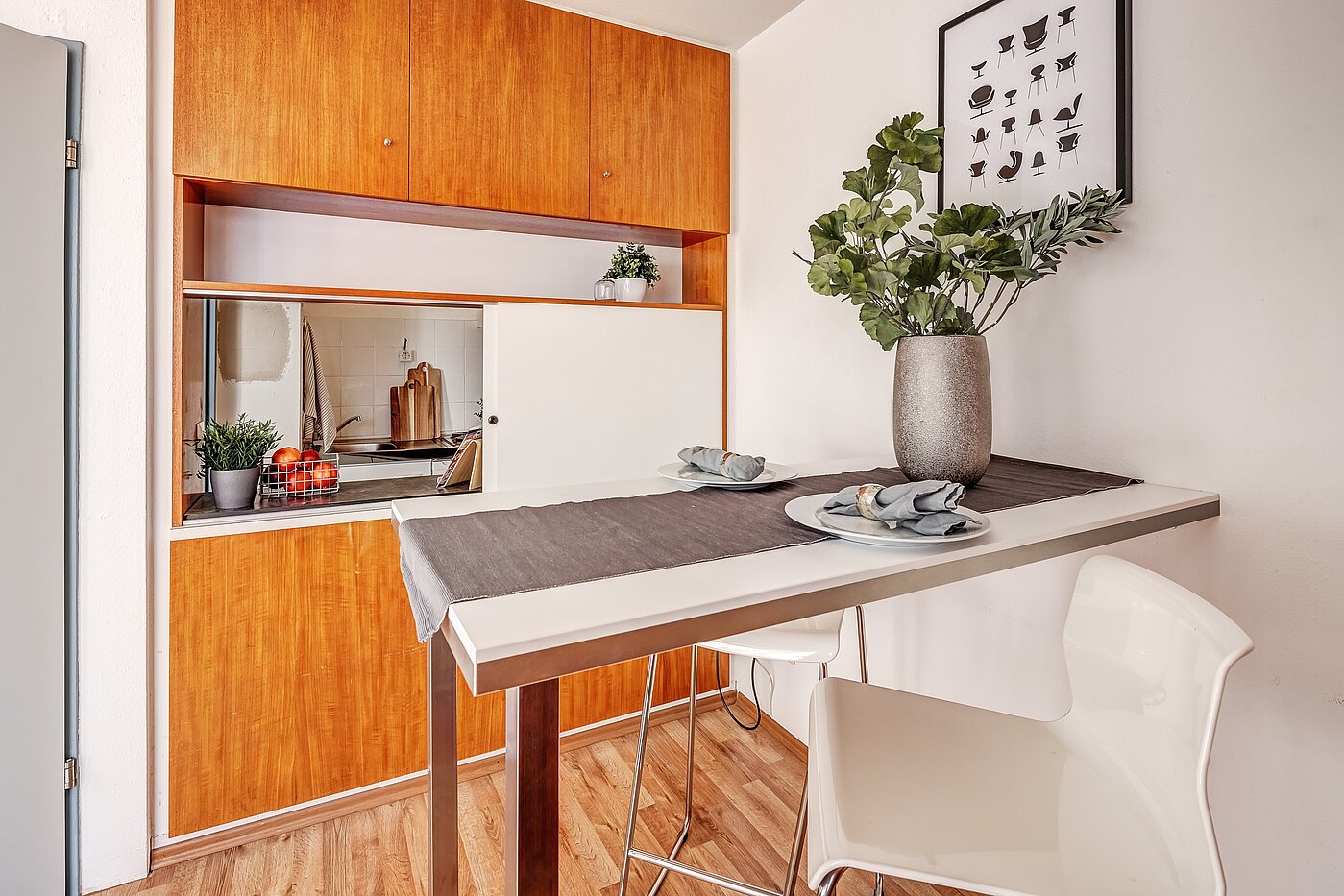 Apartamento de 1 habitación | München-Maxvorstadt | 2110ML8 | Essplatz mit Apartmentküche...