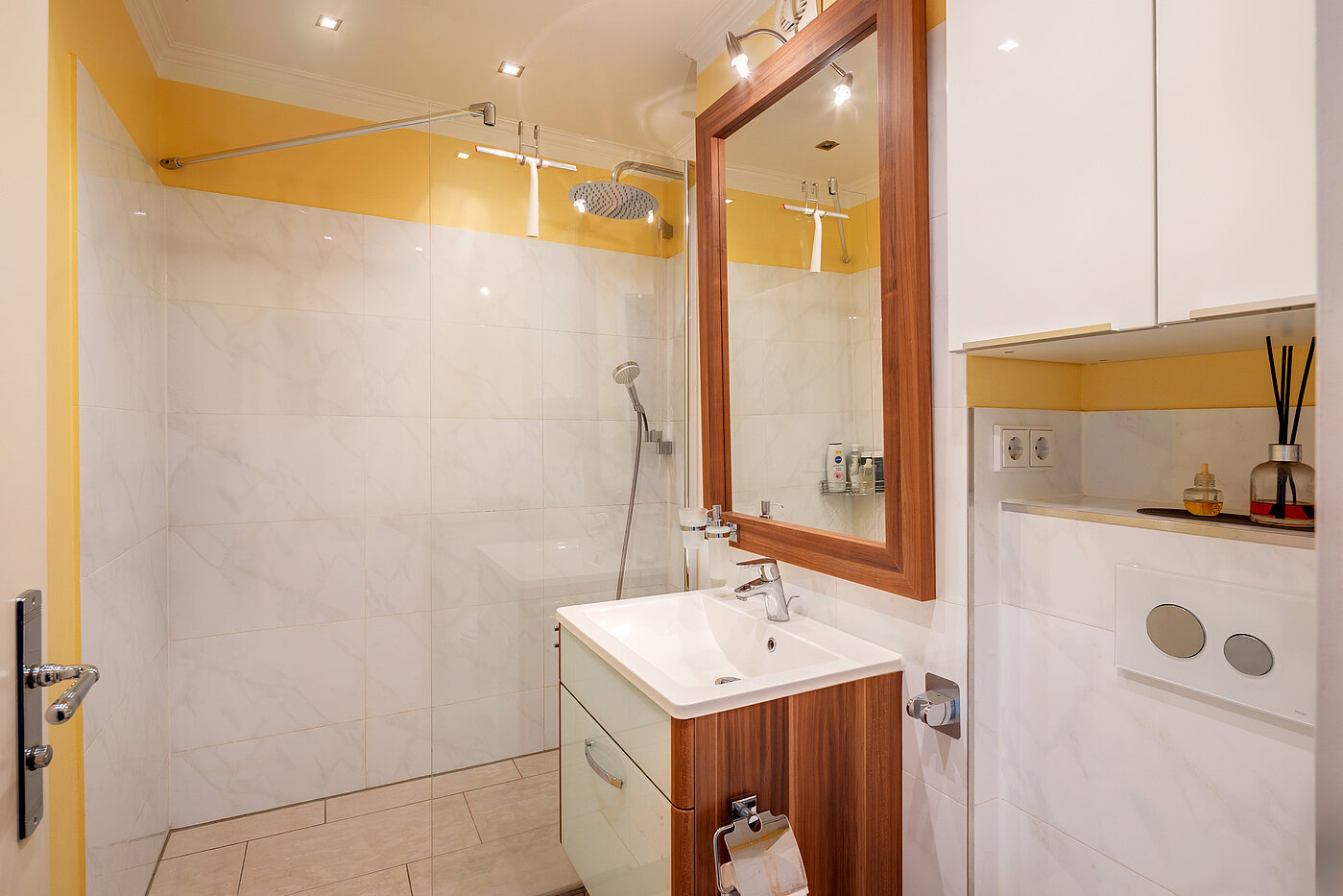 Apartment de 1 habitación | München-Allach | 70298 | Große Dusche