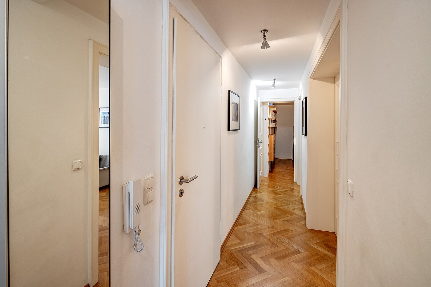 Apartamento de 3 habitaciones | München-Schwabing | 2212ML1 | Freundliches Entreé
