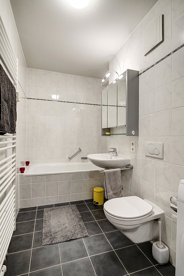 Apartamento de 2 habitaciones | Haar | 2007ML7 | Modernes Wannenbad...
