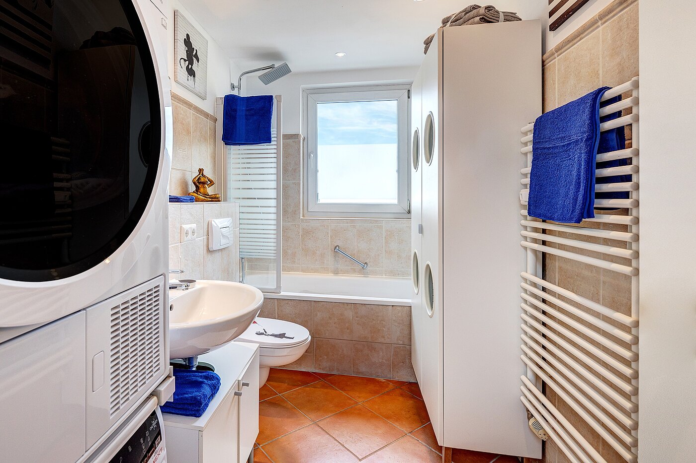 Apartamento de 2.5 habitaciones | Eching | 70100 | Tageslichtbad