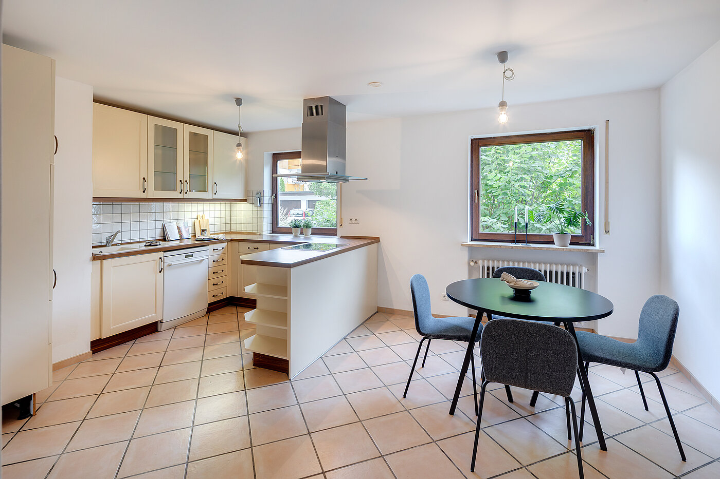 Adosado esquinero de 5.5 habitaciones | München-Trudering | 702531 | ...einladendem Essplatz