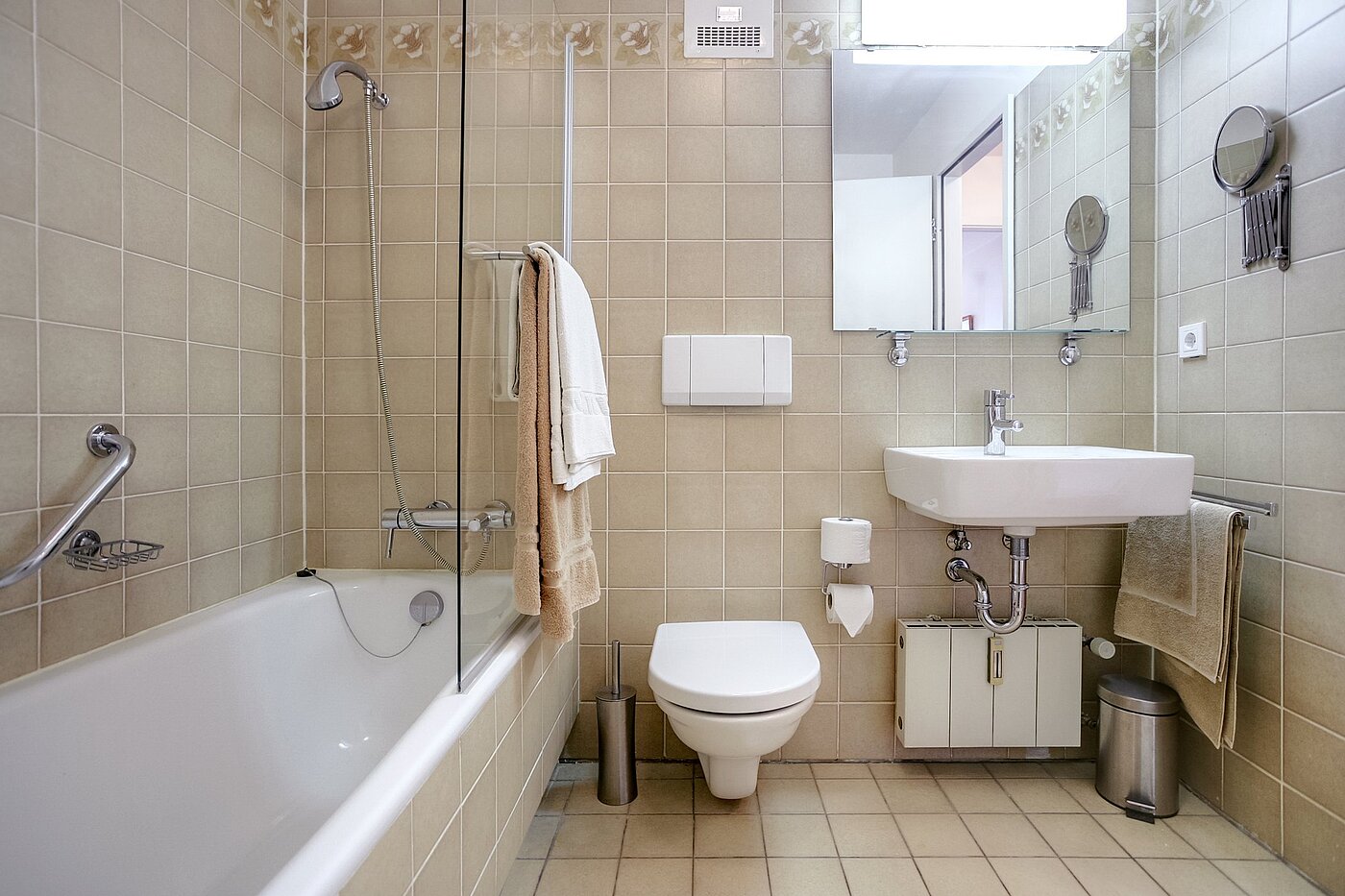 Apartamento de 3 habitaciones | München-Au | 2003ML17 | Masterbad mit Badewanne