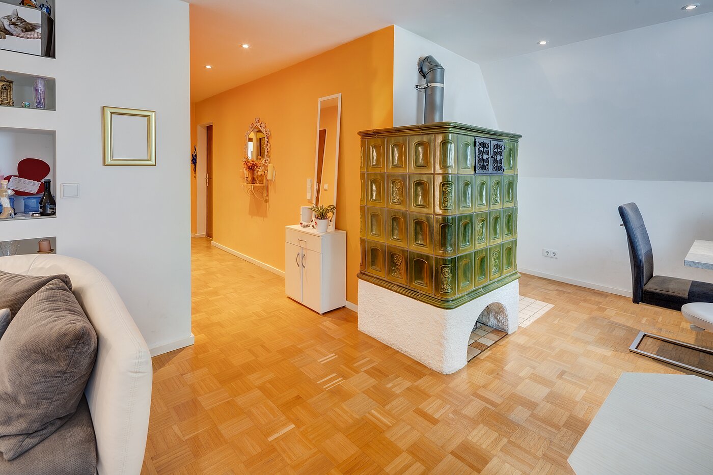 Casa unifamiliar  de 8 habitaciones | 70229 | ...und Kachelofen