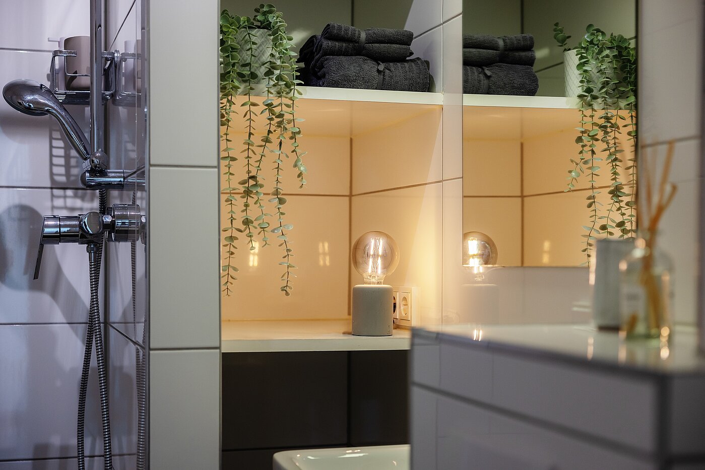 Apartamento de 1 habitación | München-Maxvorstadt | 70027 | ...modernes Duschbad