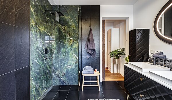 Piso en planta baja de 2 habitaciones | Bad Wiessee | 700942 | ...und hochwertigen Keramikfliesen