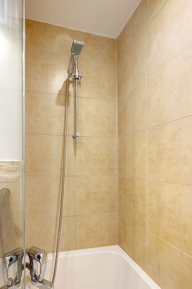 Apartamento de 2 habitaciones | München-Pasing | 2108ML1 | ...mit Badewanne
