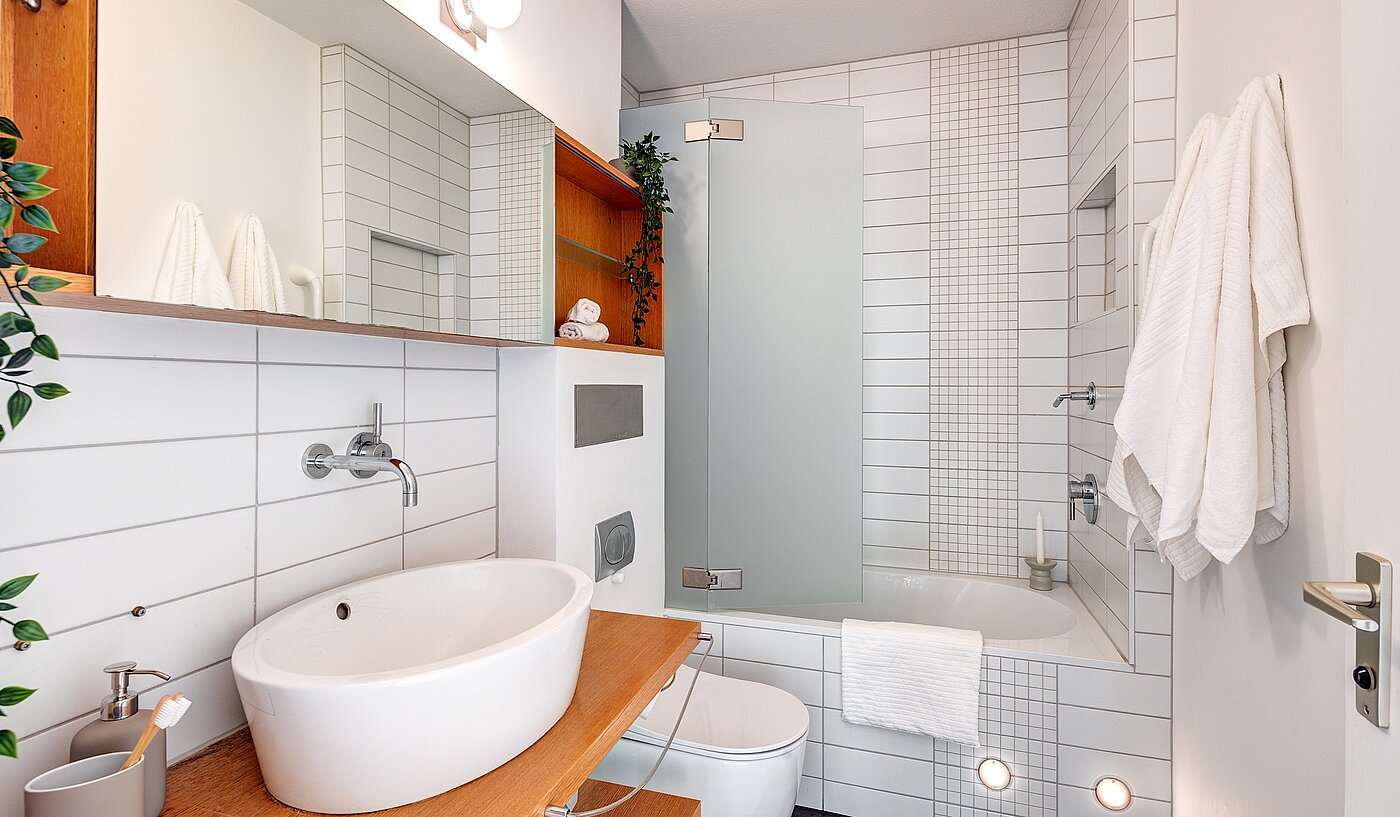 Apartamento de 3 habitaciones | Unterschleißheim | 70003 | ...mit Badewanne