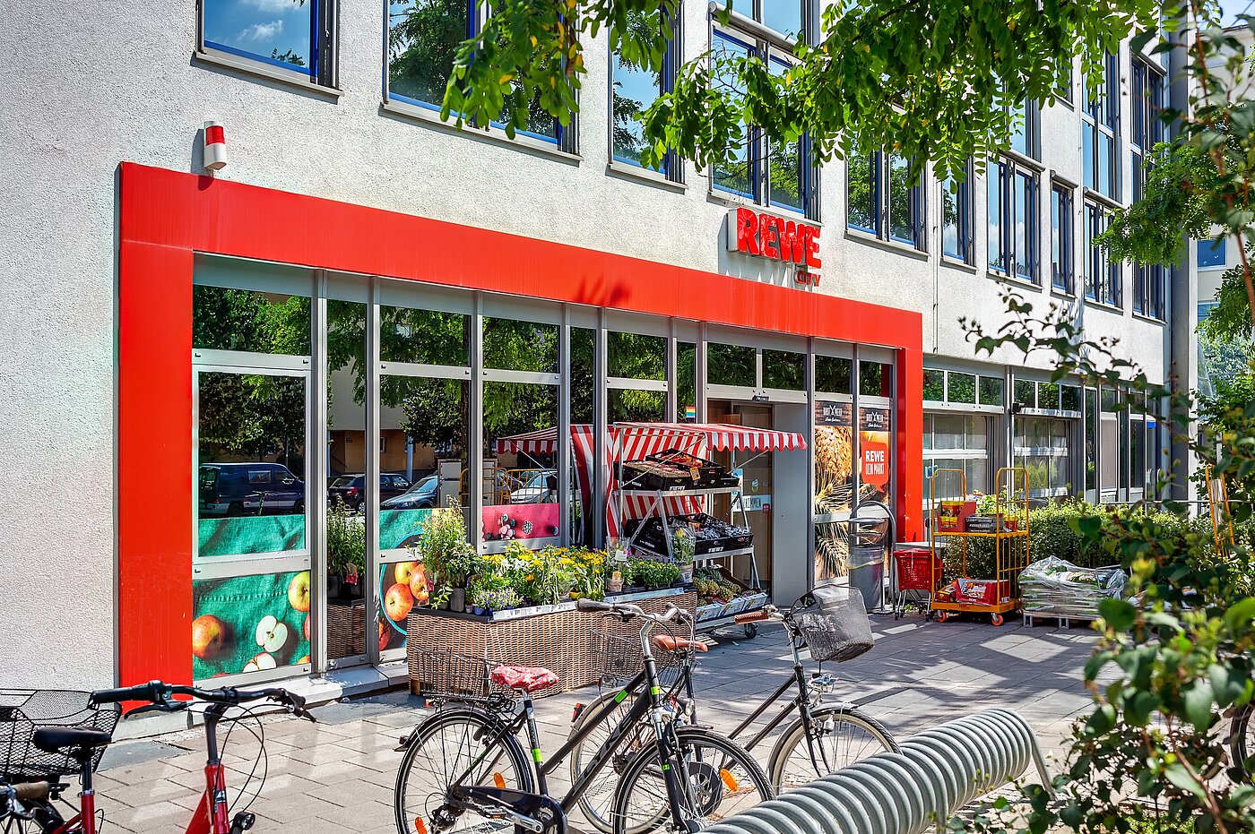 Piso en planta baja de 1 habitación | München-Bogenhausen | 2301ML3 | Nahegelegene Einkaufsmöglichkeiten