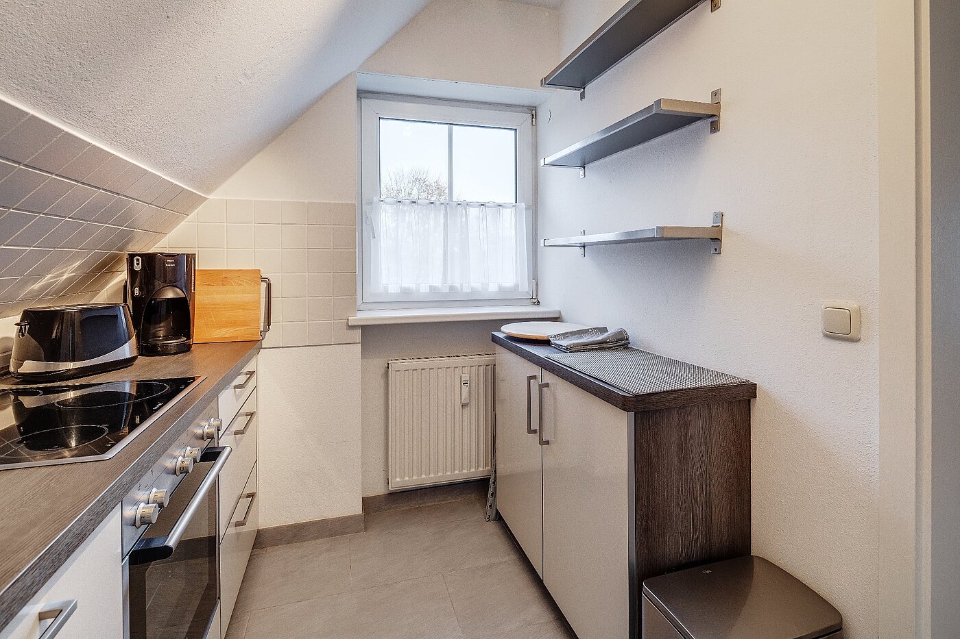 Apartamento de 2 habitaciones | Unterhaching | 2004ML7 | helle Küche