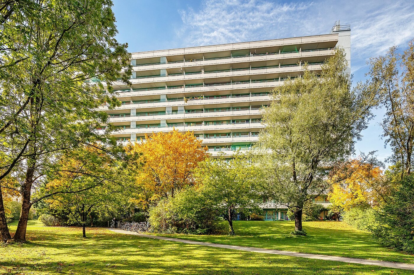 Apartamento de 2 habitaciones | München-Sendling-Westpark | 2010ML9 | Ansicht Fassade