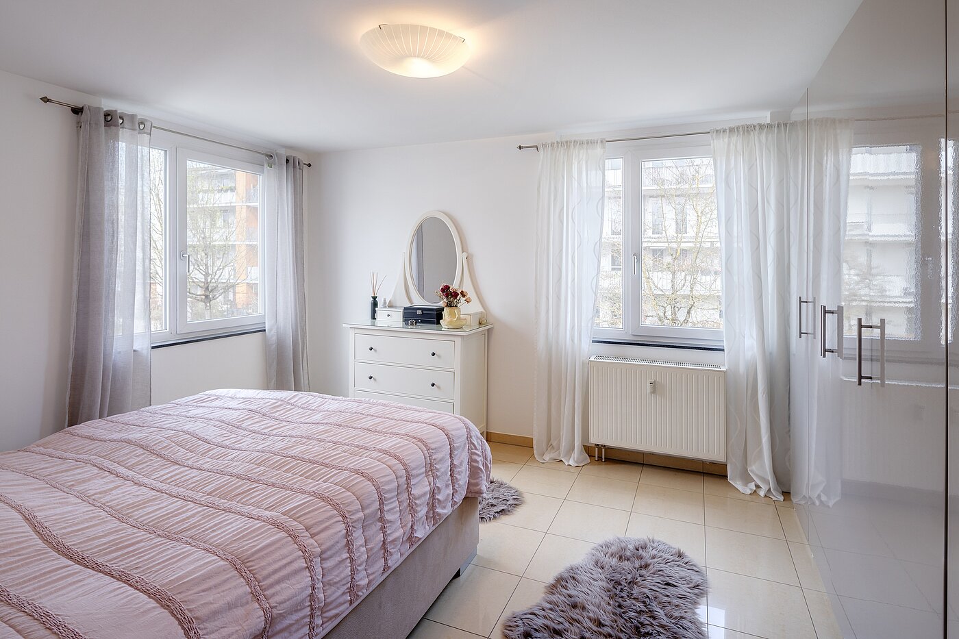 Casa adosada  de 5 habitaciones | Unterföhring | 70119 | Geräumiges Schlafzimmer