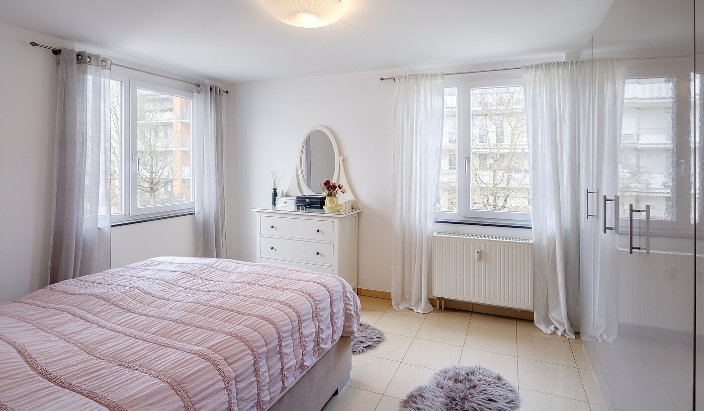 Casa adosada  de 5 habitaciones | Unterföhring | 70119 | Geräumiges Schlafzimmer