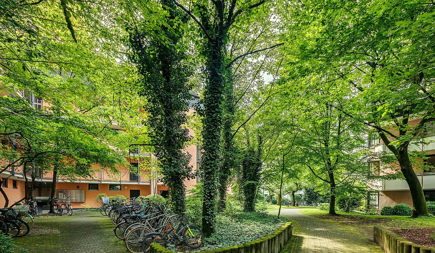 Apartamento de 1 habitación | München-Haidhausen | 2102ML4 | Zugang zum Haus im Sommer