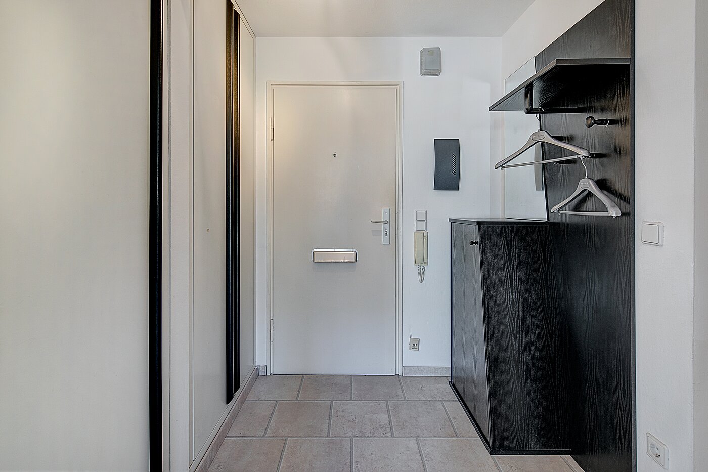 Apartment de 1 habitación | München-Feldmoching | 70484 | Flur mit Garderobe