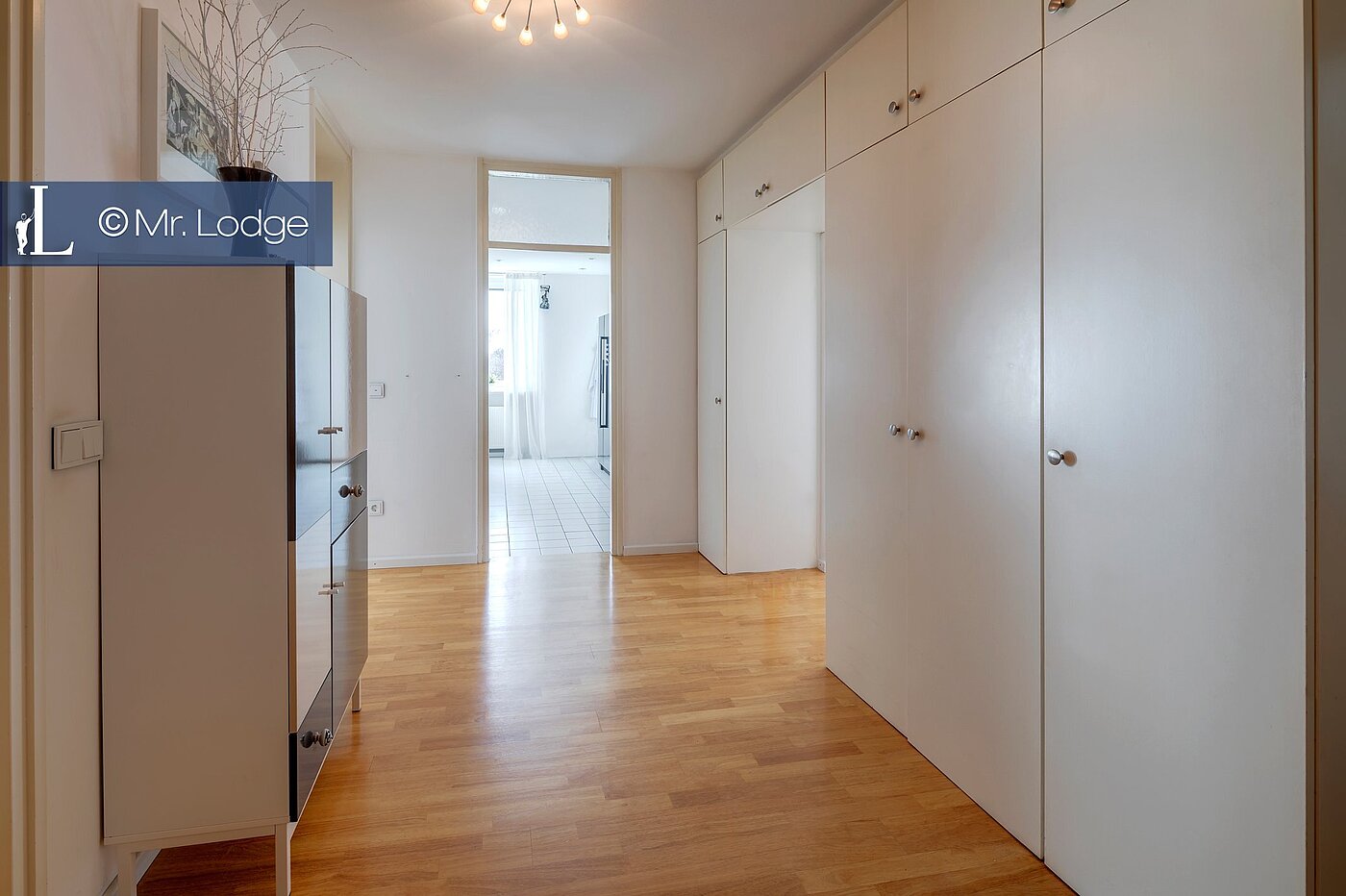 Penthouse de 4.5 habitaciones | Aschheim | 1802ML7 | Entreé mit Einbauschränken