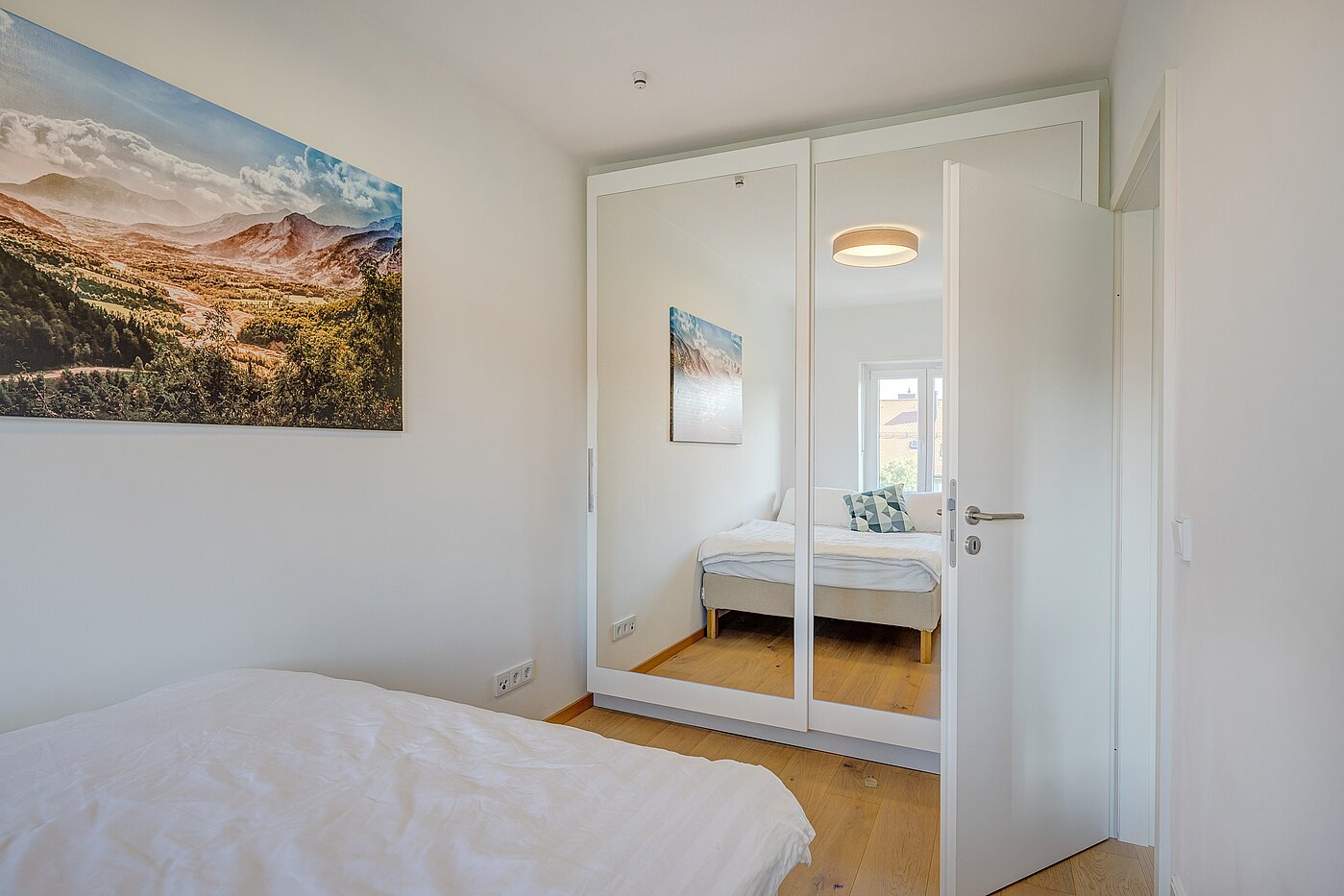 Apartment de 1 habitación | München-Schwabing | 70198 | Kleiderschrank mit Stauraum