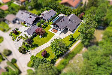 Una rareza en el lago Tegernsee: conjunto de casas de campo de alta calidad en Abwinkel
