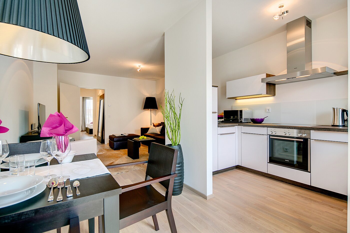 Apartamento de 2 habitaciones | München-Maxvorstadt | 70023 | Geschmackvolle Küche...