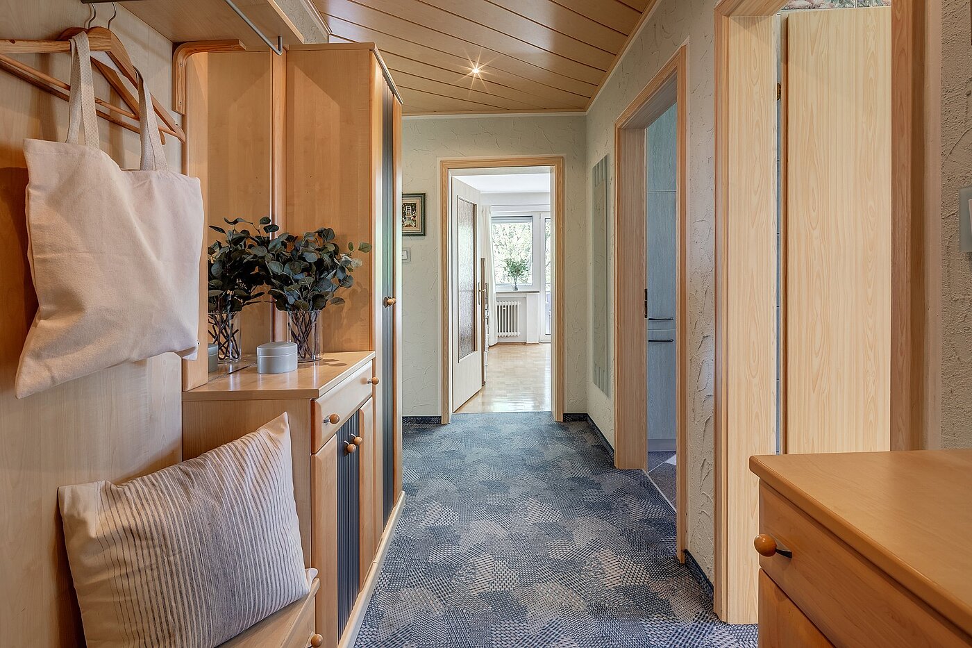 Apartamento de 2 habitaciones | München-Ramersdorf | 1812ML2 | Großzügige Diele mit...