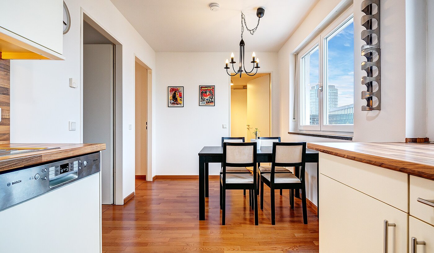 Apartamento de 2.5 habitaciones | 70020 | ...mit Fenster und Platz zum Essen