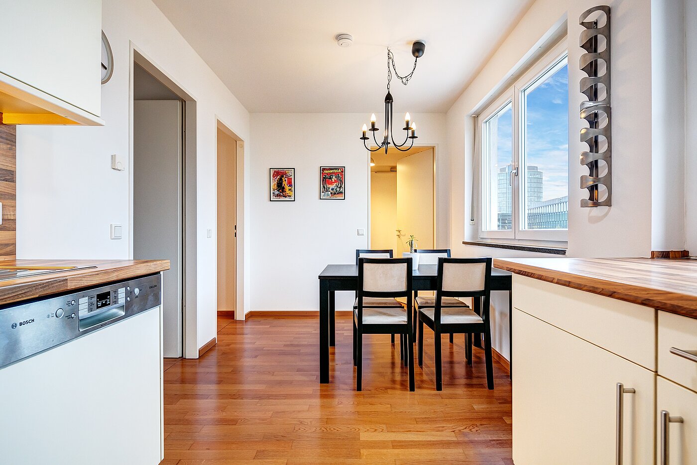 Apartamento de 2.5 habitaciones | 70020 | ...mit Fenster und Platz zum Essen